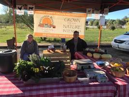 The Farmers Market at the Grove School photos