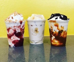 Theron’s Marketplace & Frozen Custard photos